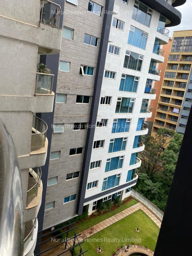 3 Bed Apartment with En Suite in Riverside - 9