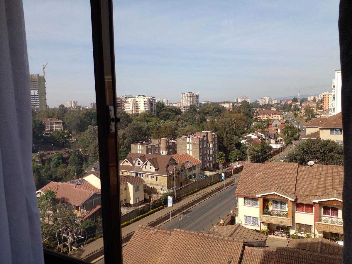 3 Bed Apartment with Swimming Pool in Kileleshwa - 4