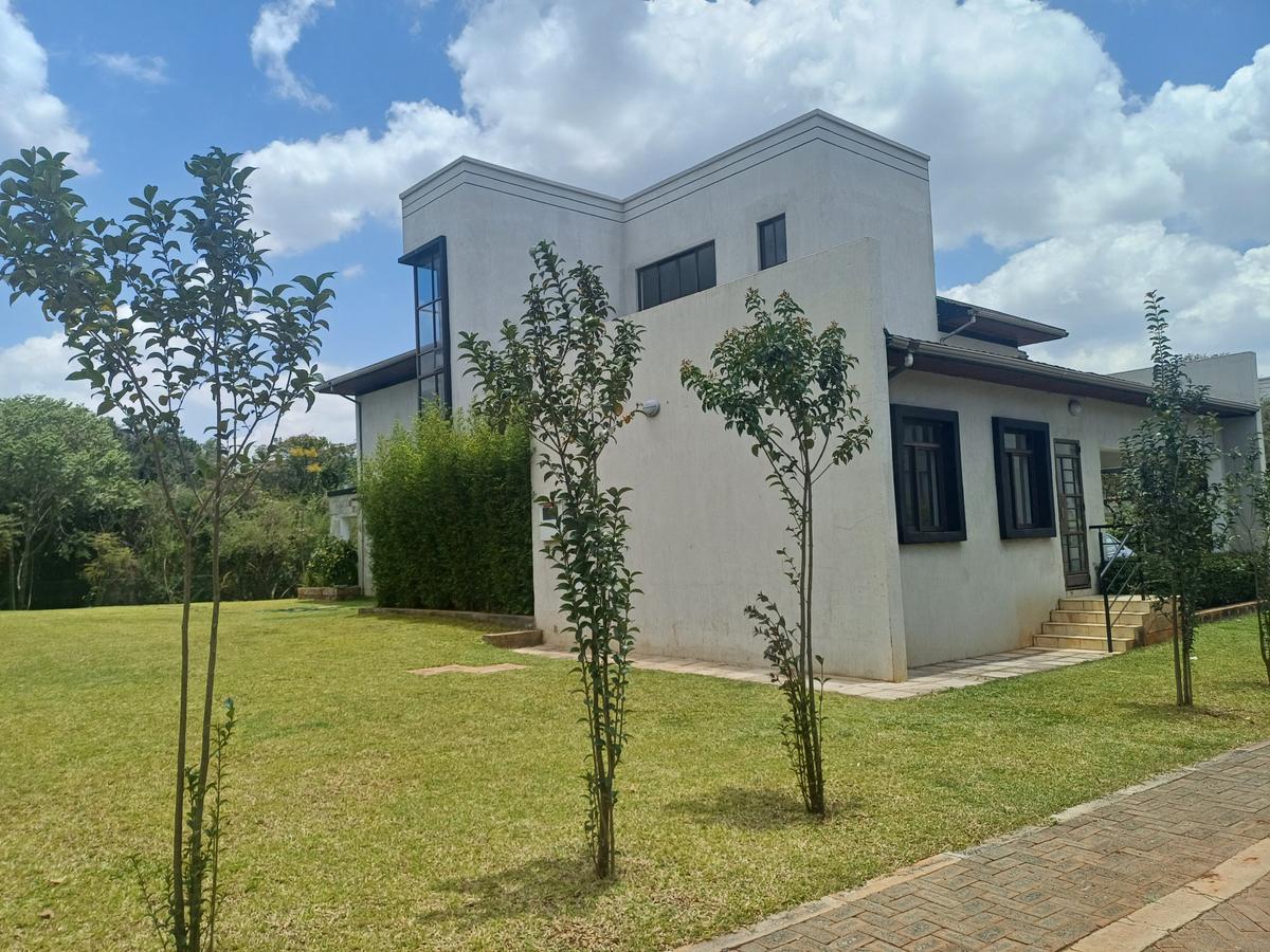 5 Bed Townhouse with En Suite in Karen - 20