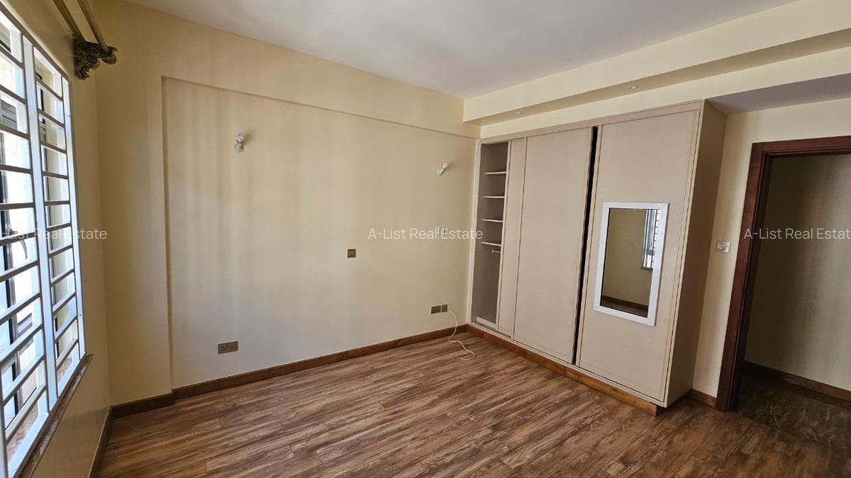 4 Bed Apartment with En Suite at Vihiga Road - 7