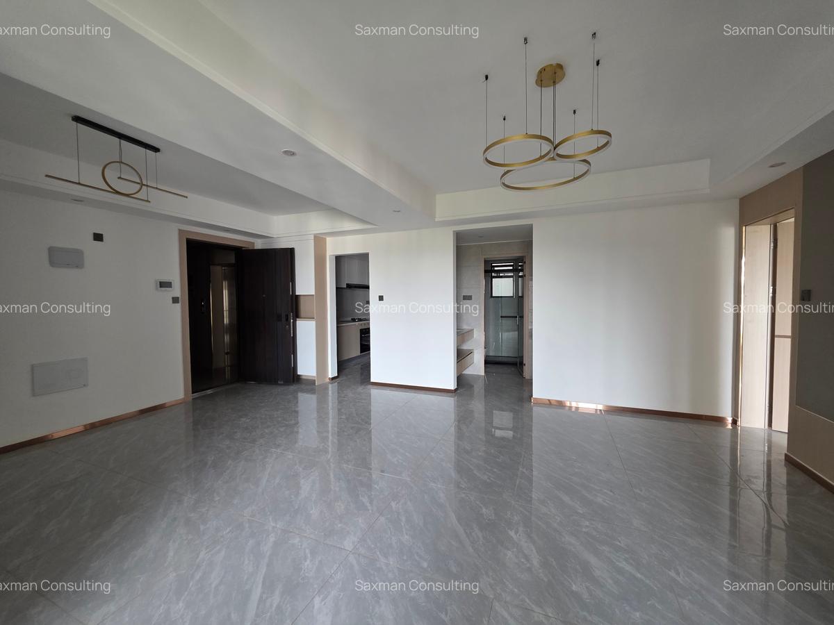 2 Bed Apartment with En Suite in Riverside - 11