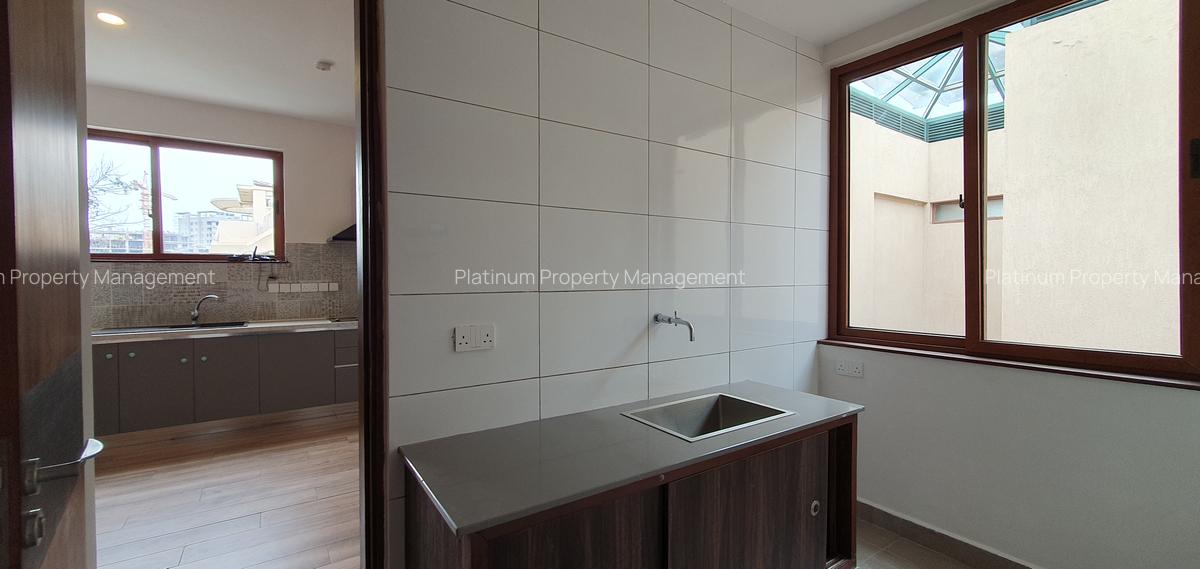 3 Bed Apartment with En Suite at Peponi Rd - 6