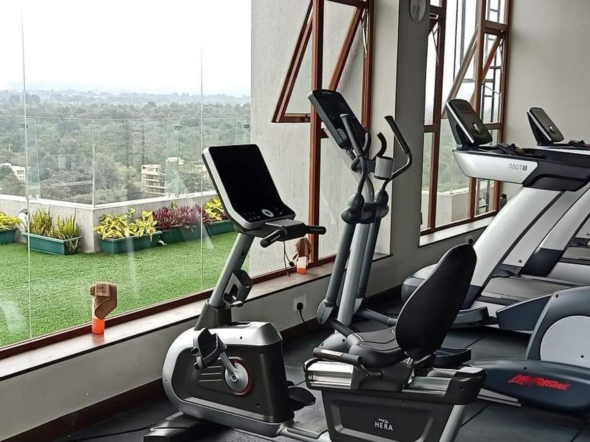 2 Bed Apartment with En Suite in Westlands Area - 18