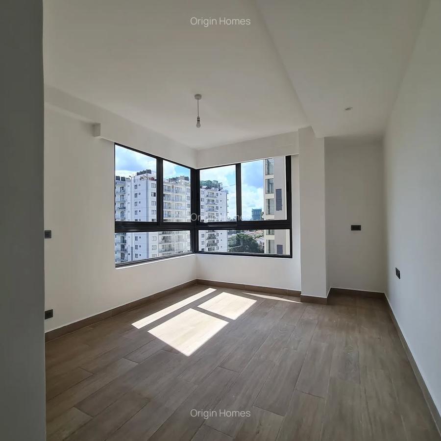 3 Bed Apartment with En Suite at Riverside Drive - 7