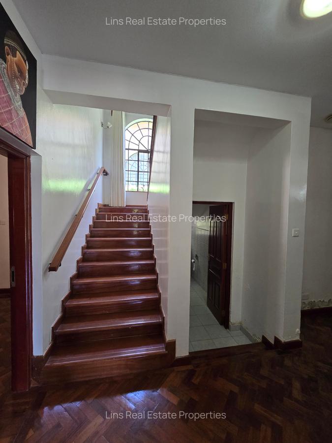 4 Bed Townhouse with En Suite in Kitisuru - 8