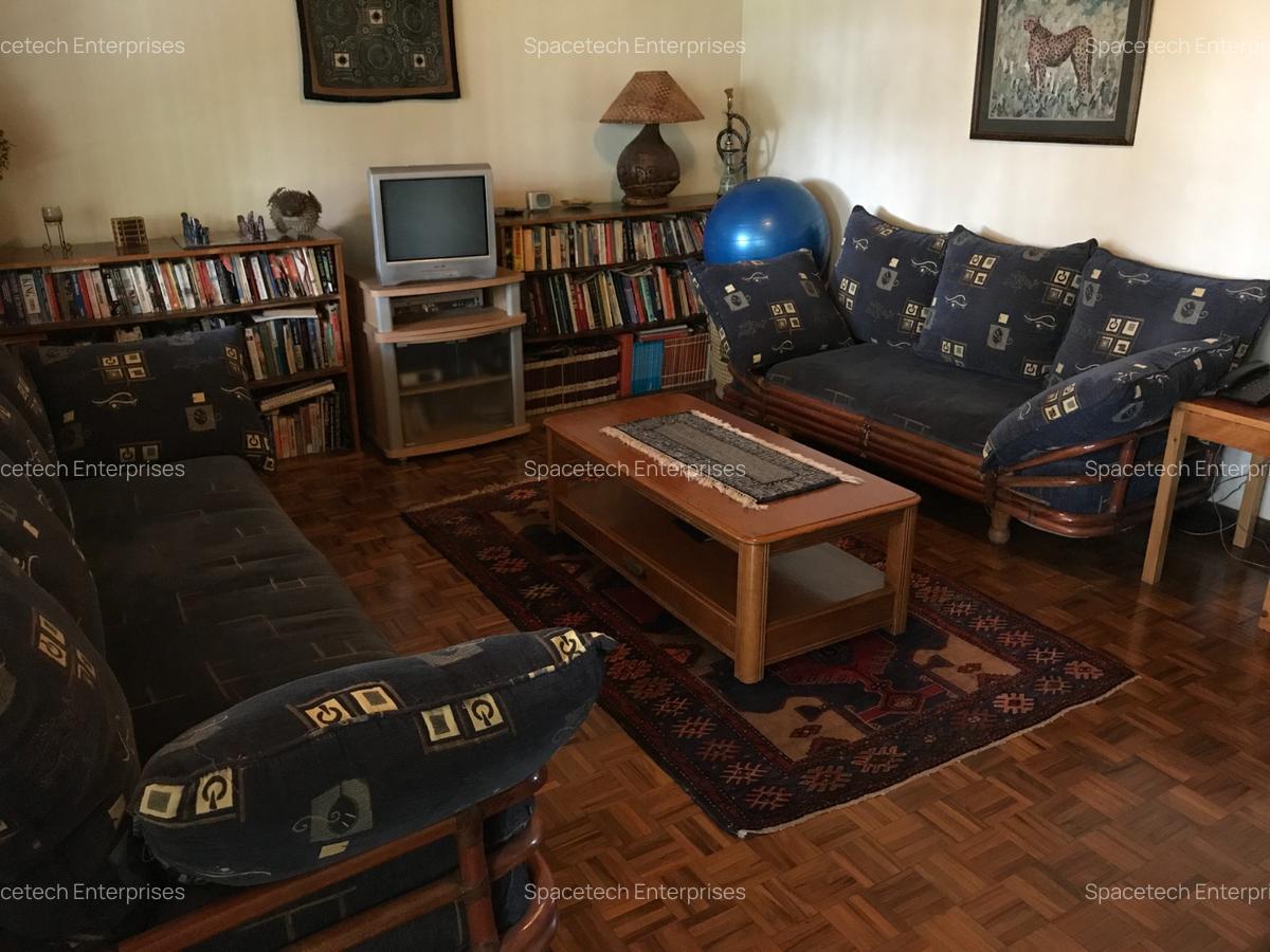 5 Bed House with Staff Quarters in Nyari - 12