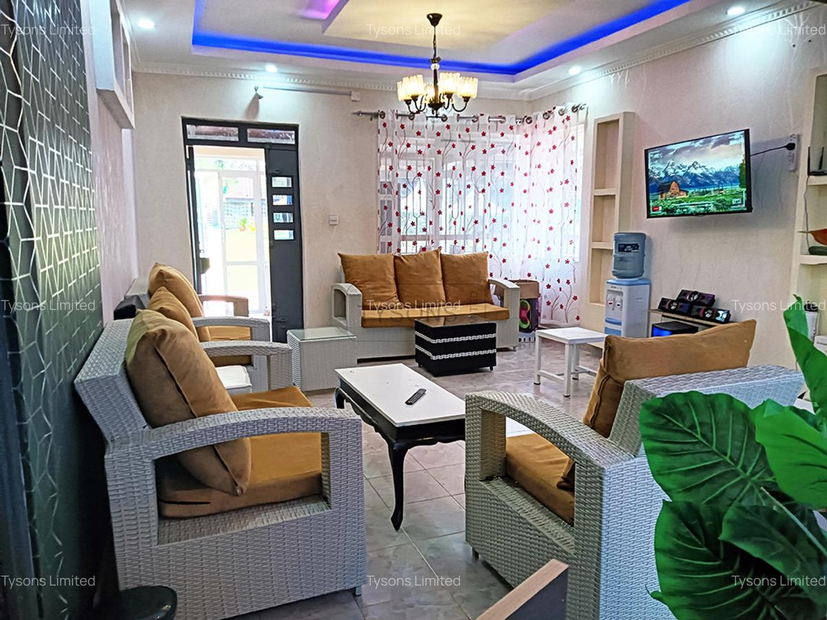 Commercial Property with Garden in Redhill - 7