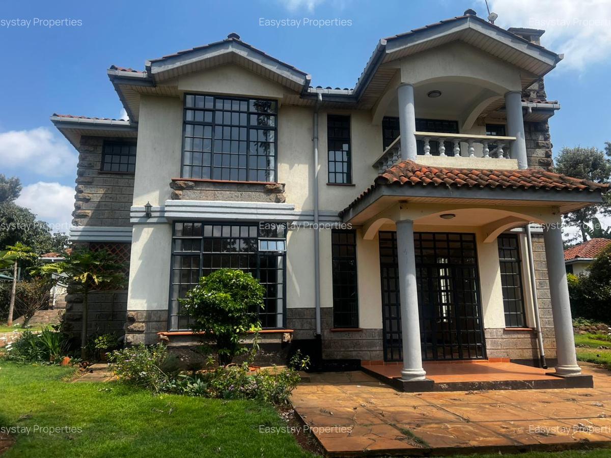 4 Bed Townhouse with En Suite in Rosslyn - 1