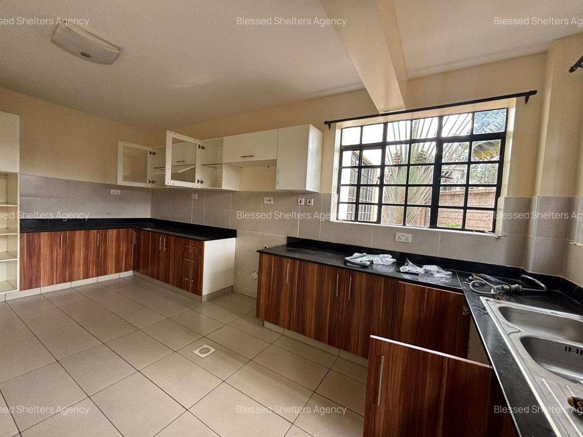 4 Bed Villa with En Suite in Kiambu Road - 4