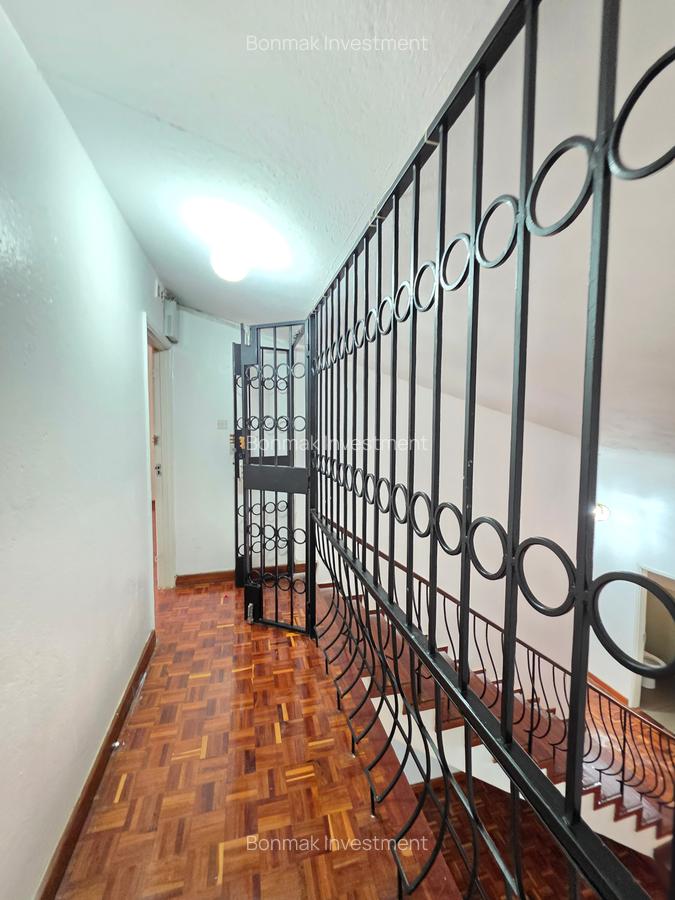4 Bed House with En Suite at Lakeview Estate. - 13