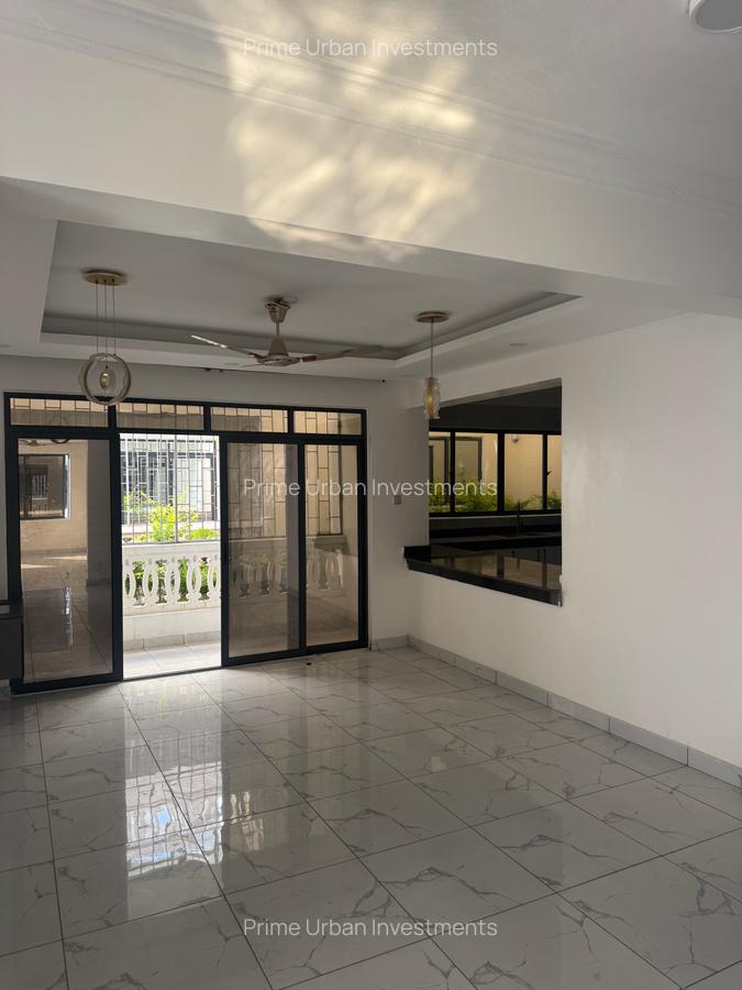 5 Bed House with En Suite in Kikambala - 5