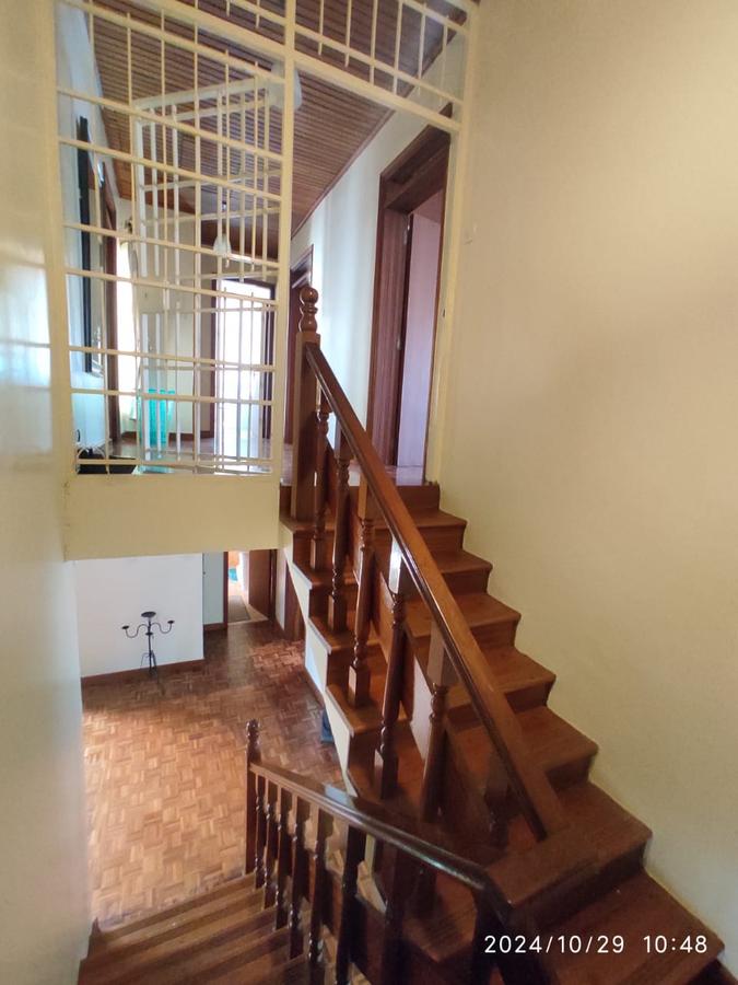 4 Bed Townhouse with En Suite in Kilimani - 6