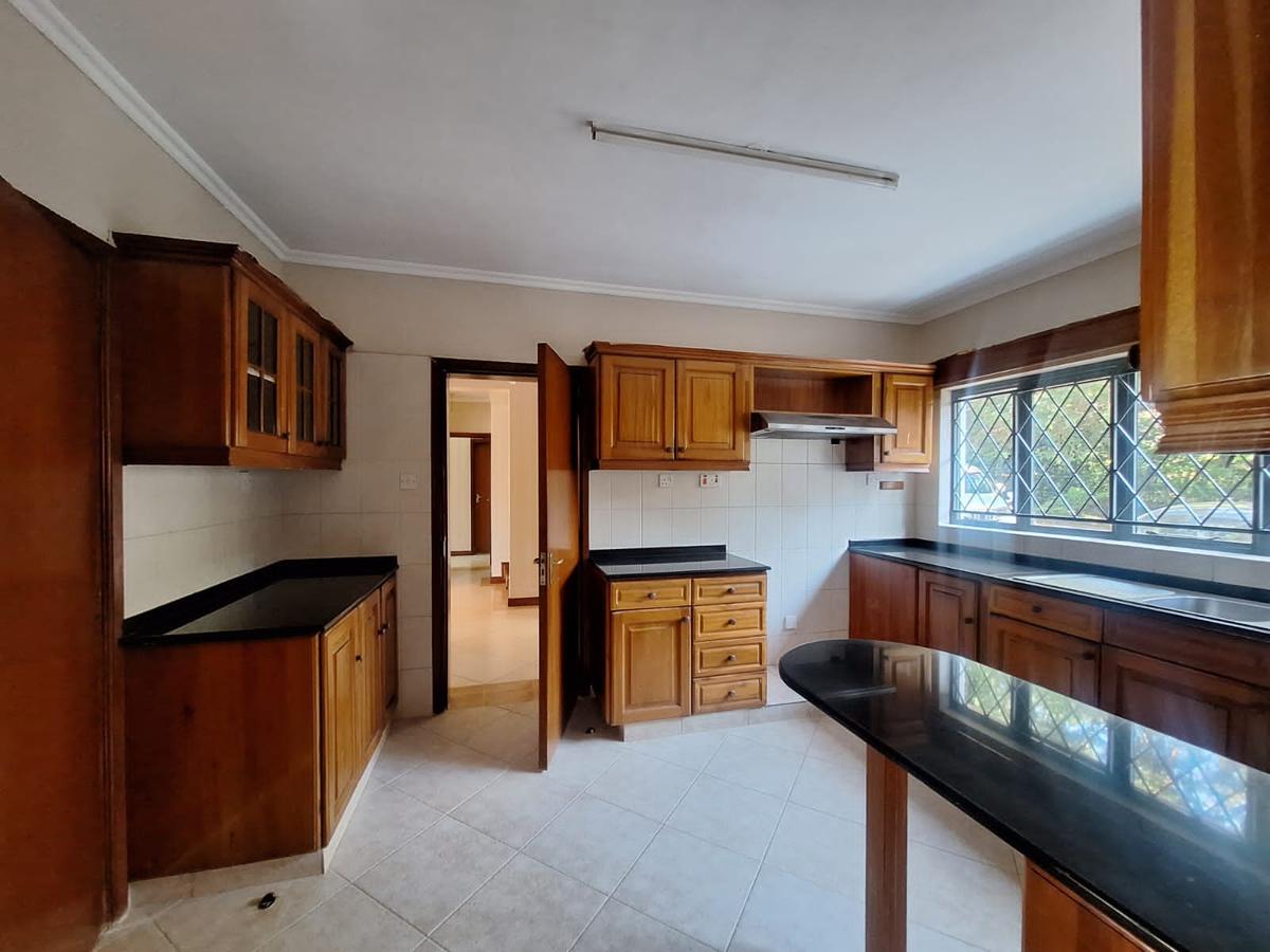 4 Bed House with Staff Quarters in Kitisuru - 16