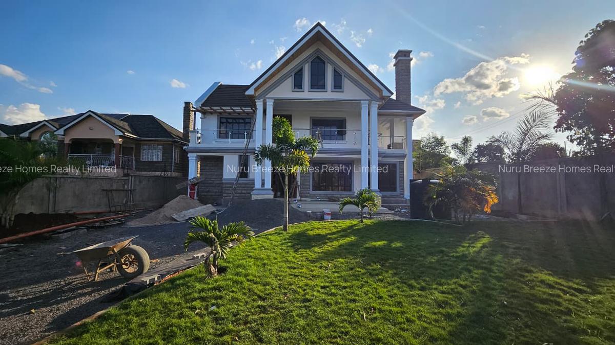 5 Bed Townhouse with En Suite in Kiambu Road - 15