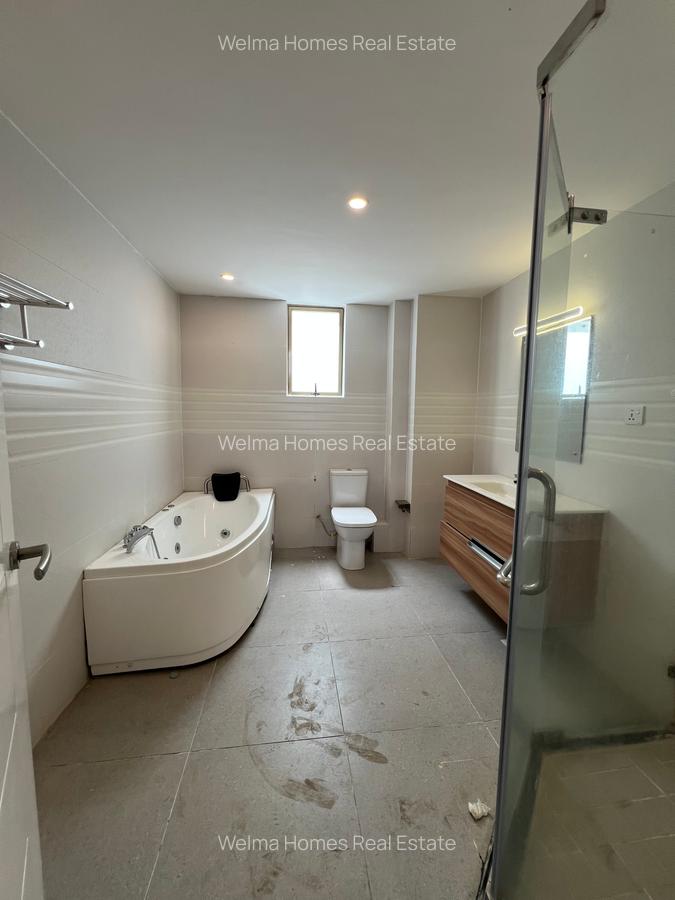 3 Bed Apartment with En Suite in Kileleshwa - 14