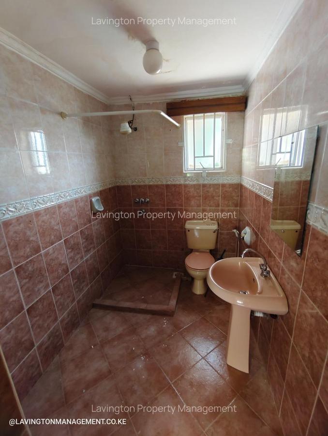4 Bed Townhouse with En Suite at Lavington Green - 14