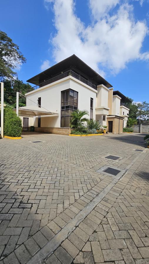5 bed townhouse with en suite in kileleshwa