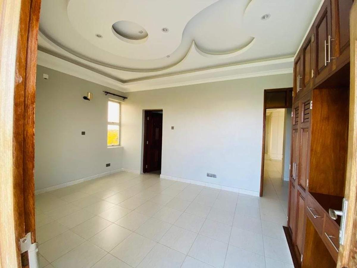 2 Bed Apartment with En Suite at Pangoni Shanzu - 4