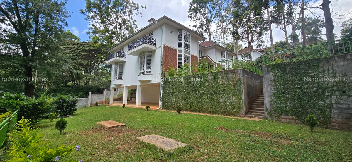 5 Bed House with En Suite at Rosslyn Lone Tree - 18