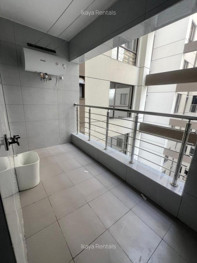 3 Bed Apartment with En Suite at Riverside Drive - 9