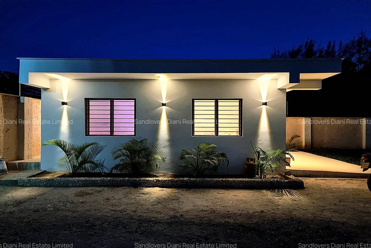 4 Bed Villa with En Suite in Diani - 3