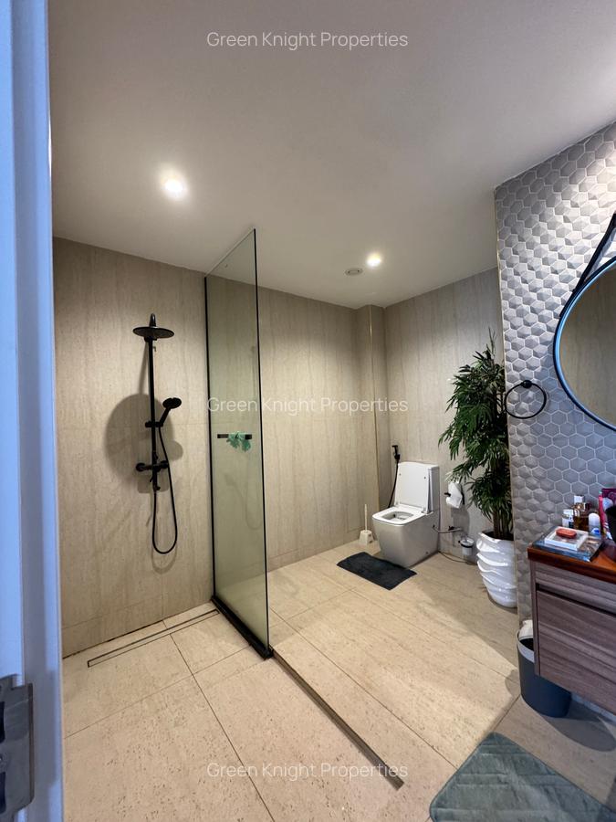 Serviced 2 Bed Apartment with En Suite in Westlands Area - 9