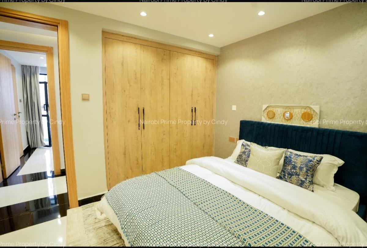 Serviced 2 Bed Apartment with En Suite at 6Th Avenue - 4