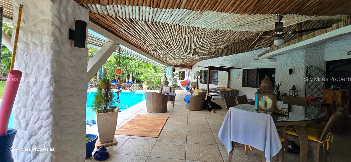 2 Bed Villa with En Suite at Mtwapa La-Marina - 4