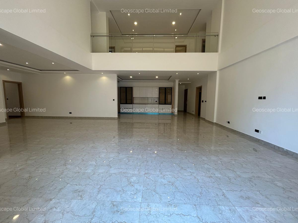 4 Bed Apartment with En Suite in Spring Valley - 13