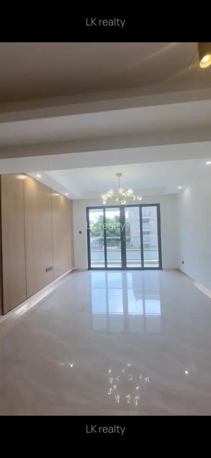 2 Bed Apartment with En Suite at Othaya Road - 3