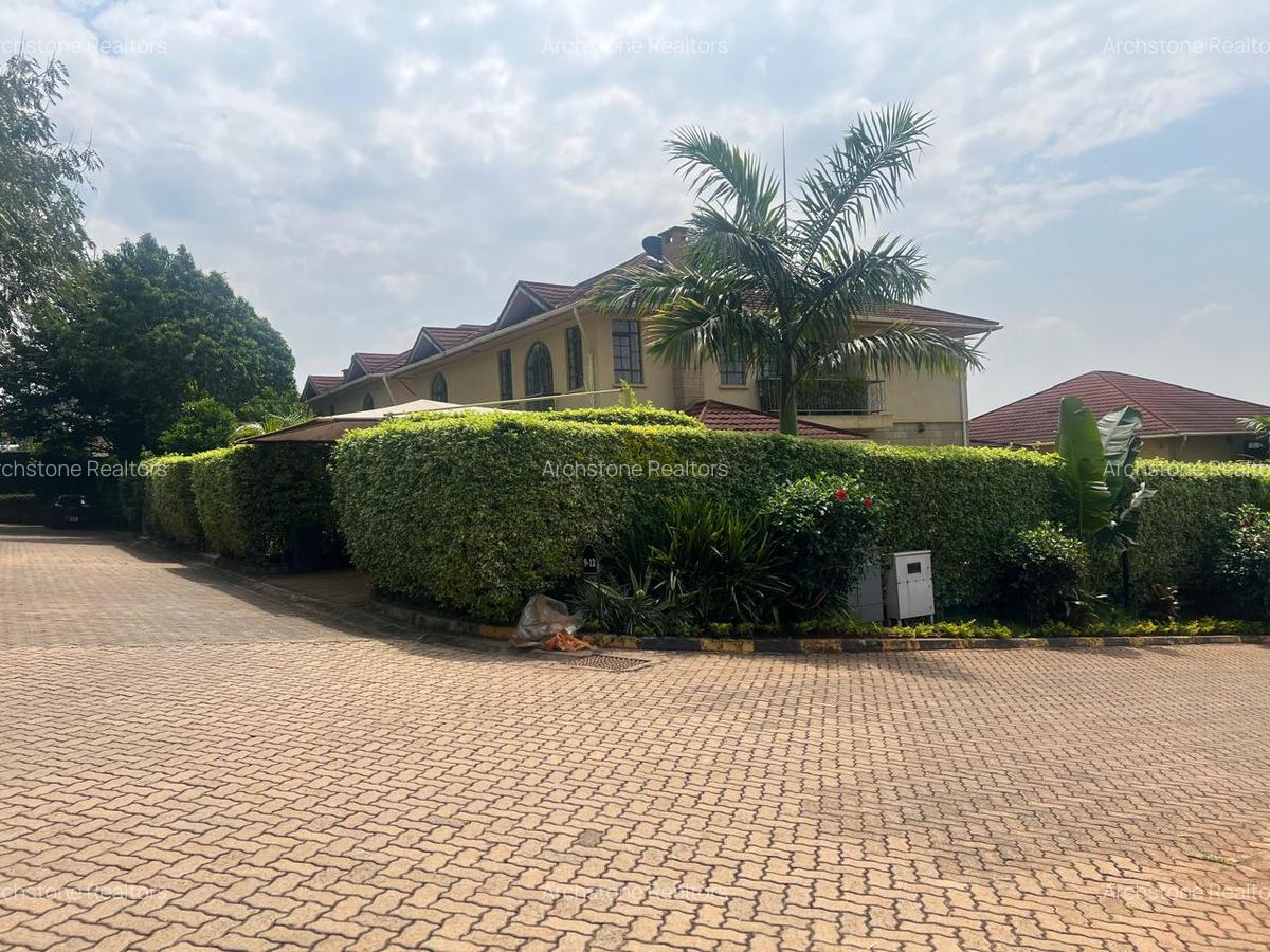 4 Bed Townhouse with En Suite in Kitisuru - 1