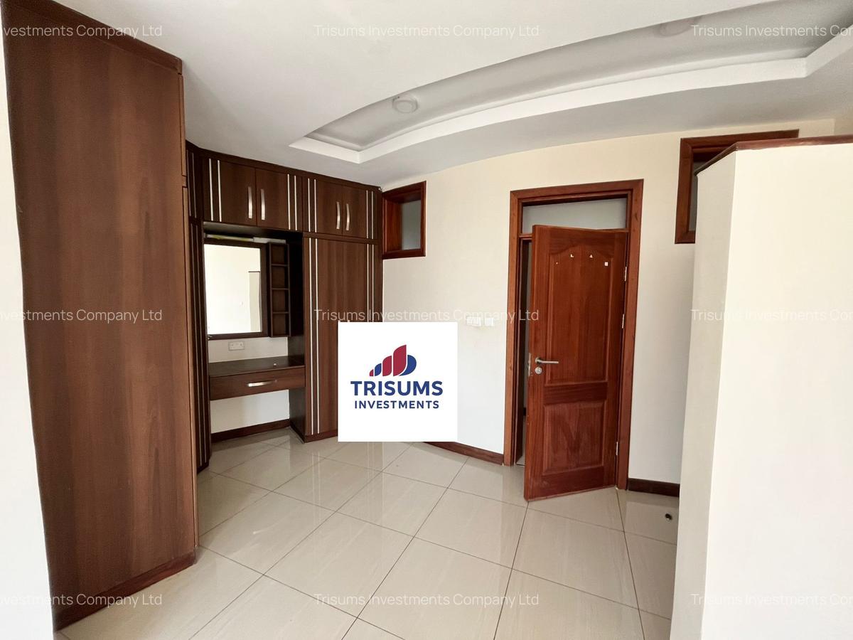 4 Bed Apartment with En Suite in Westlands Area - 11