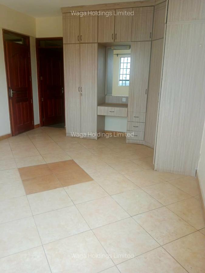 4 Bed Apartment with En Suite at 6Th Avenue - 2