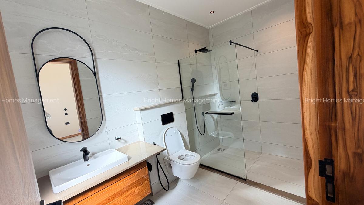 5 Bed Apartment with En Suite in Loresho - 14