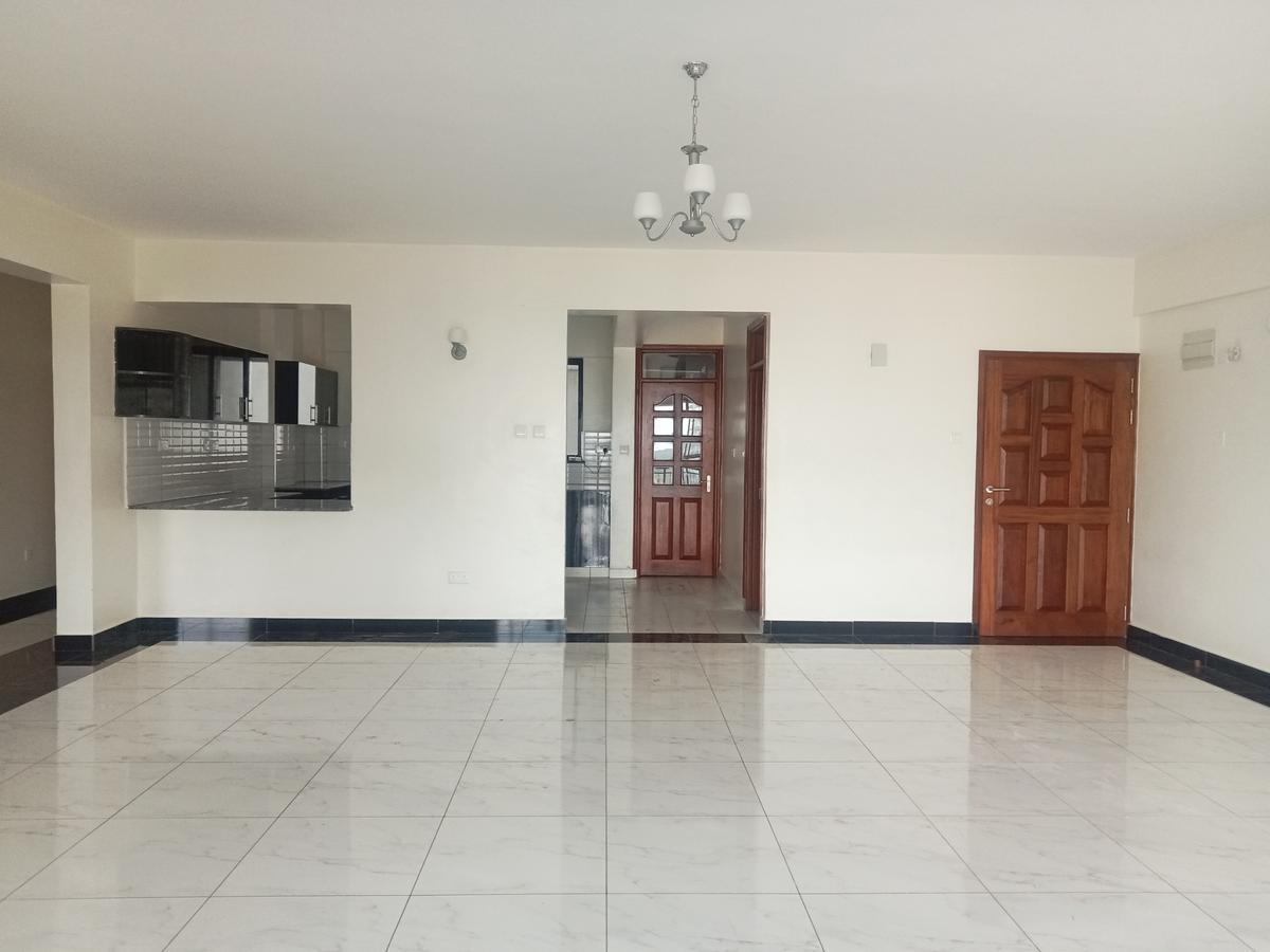 3 Bed Apartment with En Suite at Parklands - 11