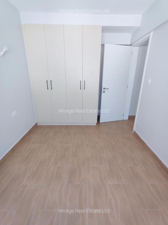 3 Bed Apartment with Swimming Pool in Garden Estate - 9