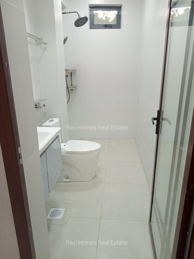 Studio Apartment with Swimming Pool at Kindaruma Road - 6