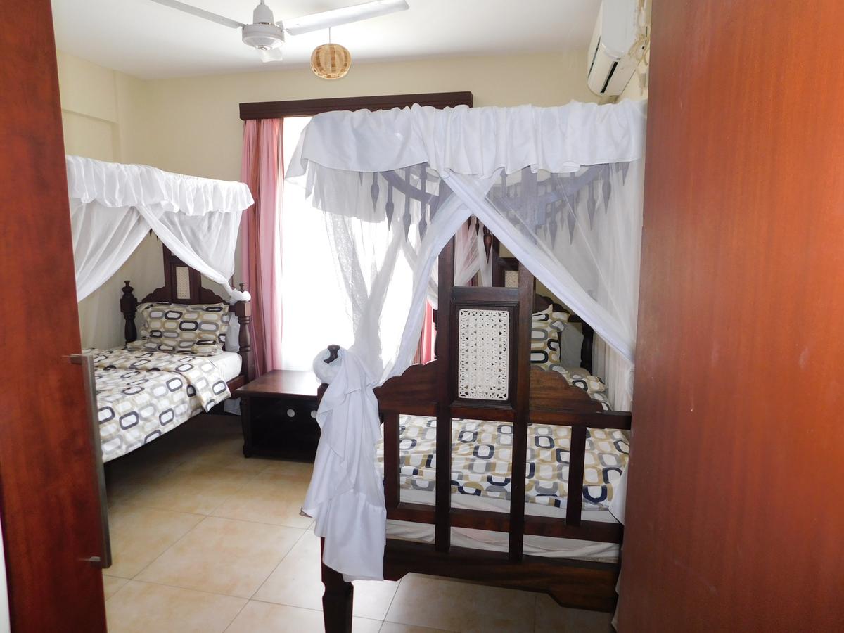 Furnished 2 Bed Apartment with En Suite in Nyali Area - 8