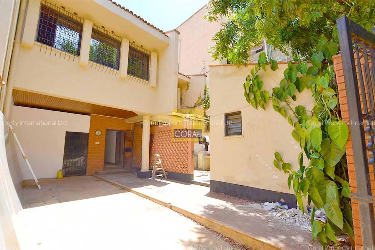 5 Bed House with Garden in Westlands Area - 5