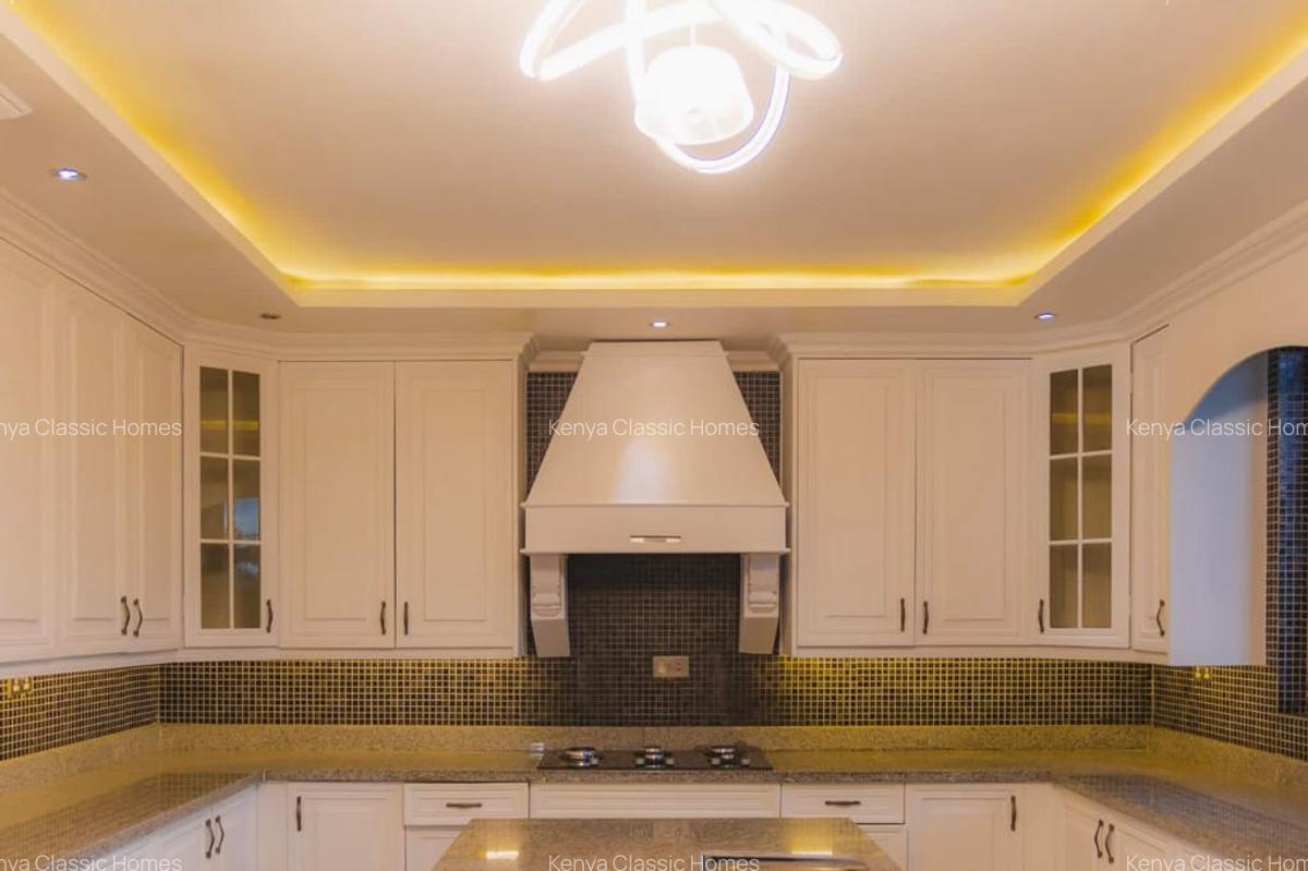 5 Bed Villa with En Suite at Kahawa - 8