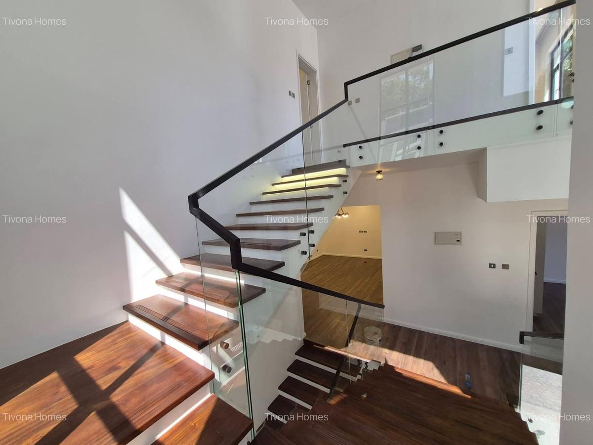 5 Bed House with Swimming Pool in Lavington - 7