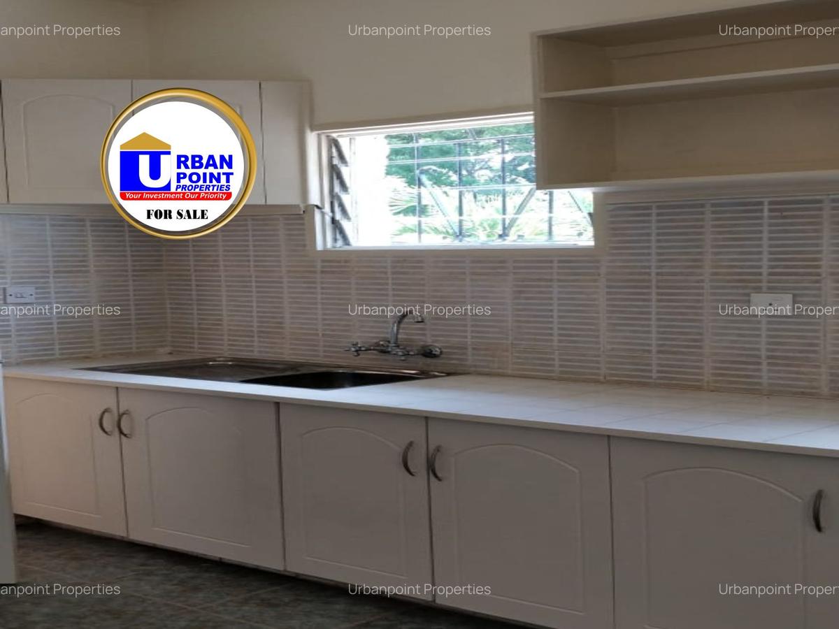 4 Bed House with Staff Quarters in Nyali Area - 10