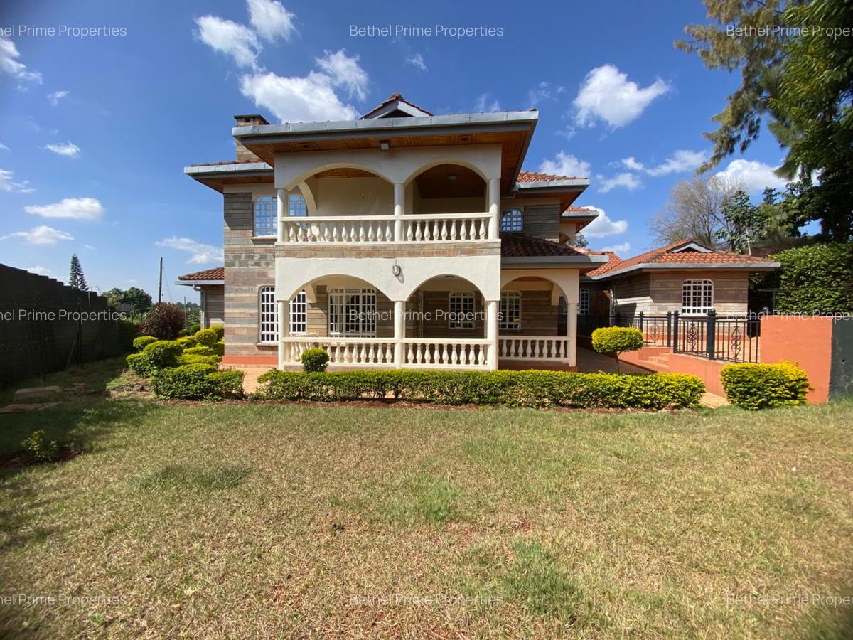 5 Bed House with En Suite in Nyari - 1