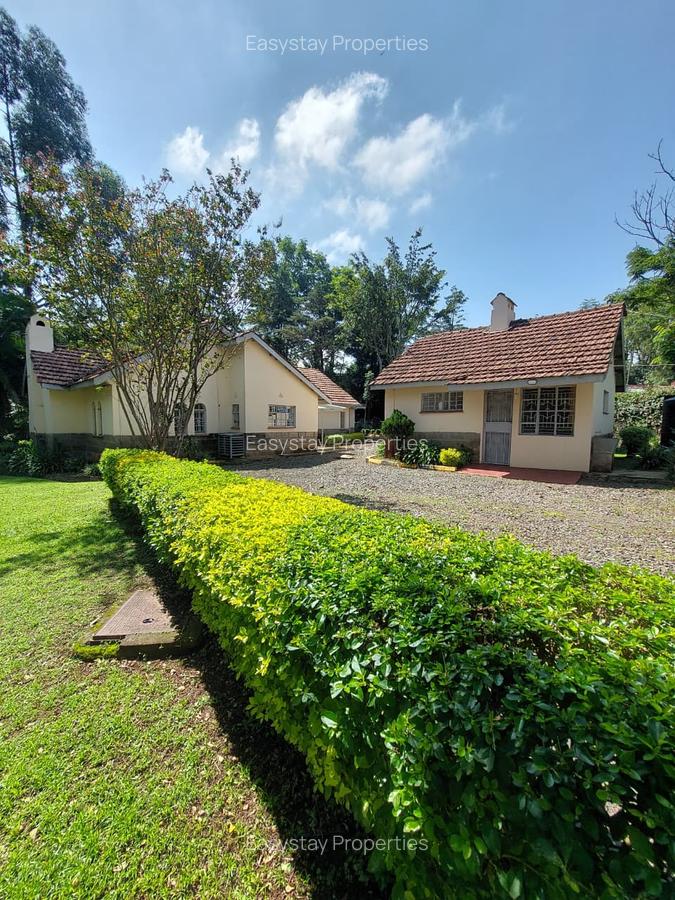 3 Bed House with En Suite in Lavington - 5