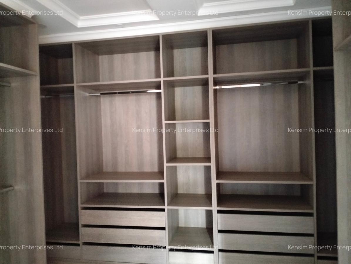 6 Bed Townhouse with En Suite in Lavington - 18
