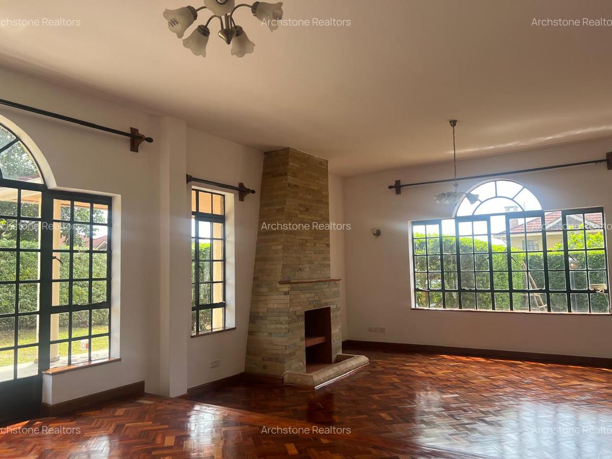 4 Bed Townhouse with En Suite in Kitisuru - 3