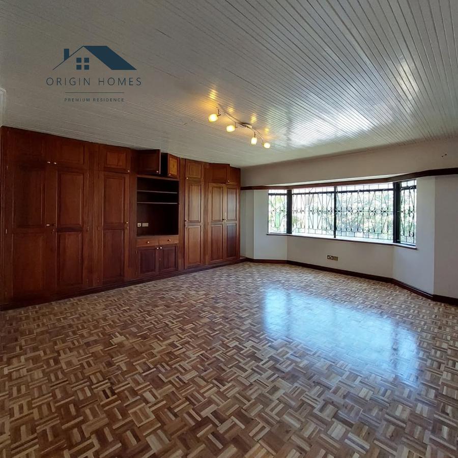 4 Bed Townhouse with En Suite at Westlands - 9