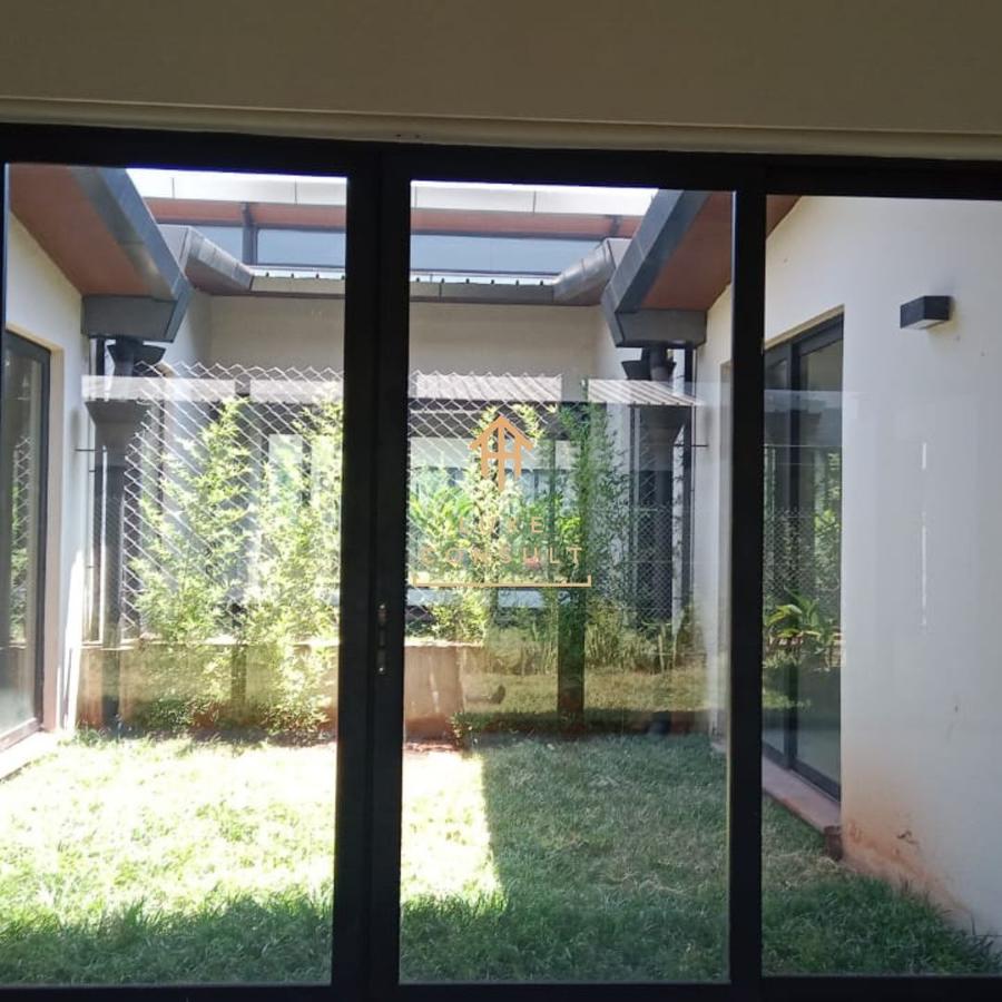 3 Bed Townhouse with En Suite at Runda Evergreen - 7