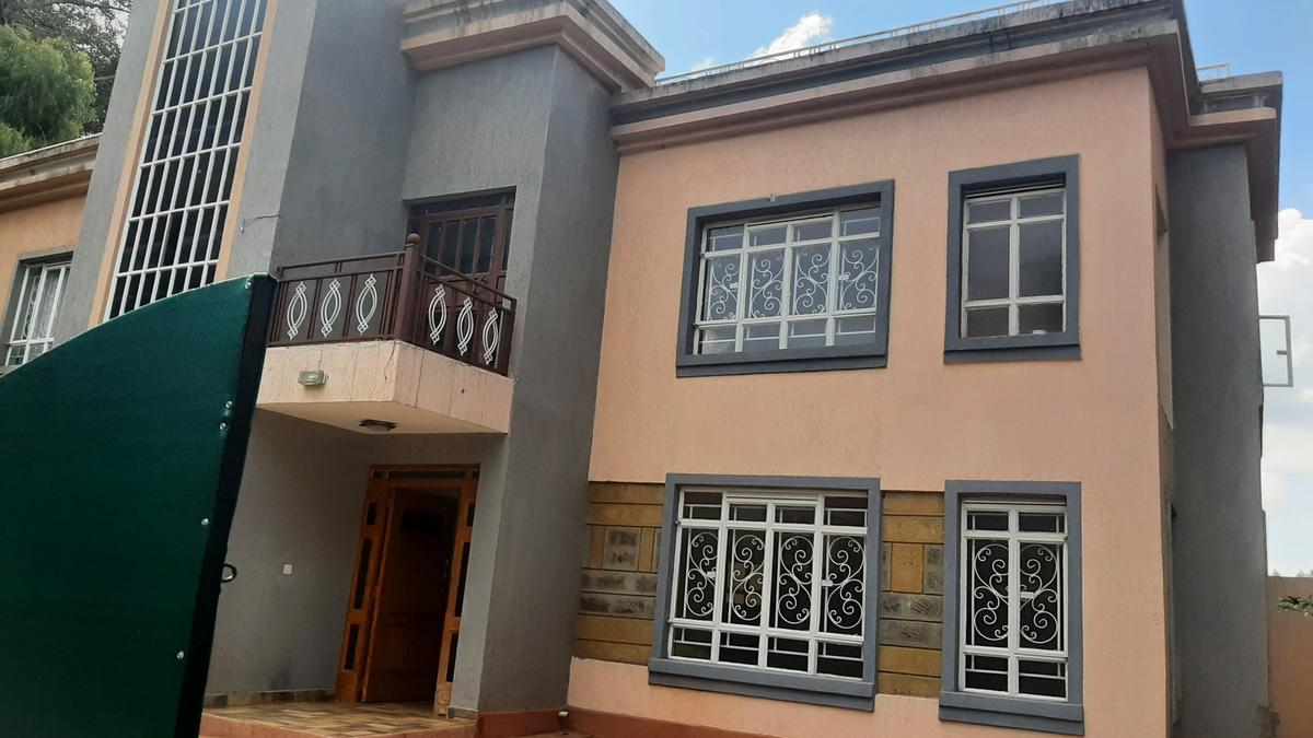 4 Bed Townhouse with En Suite at Karen - 1