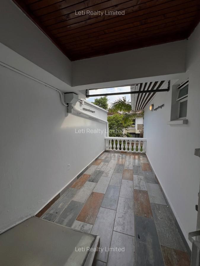 4 Bed Townhouse with En Suite in Kilimani - 11